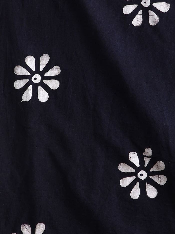 Indiehaat | Pure Mul Cotton Hand Wax Batik Suit White & Black