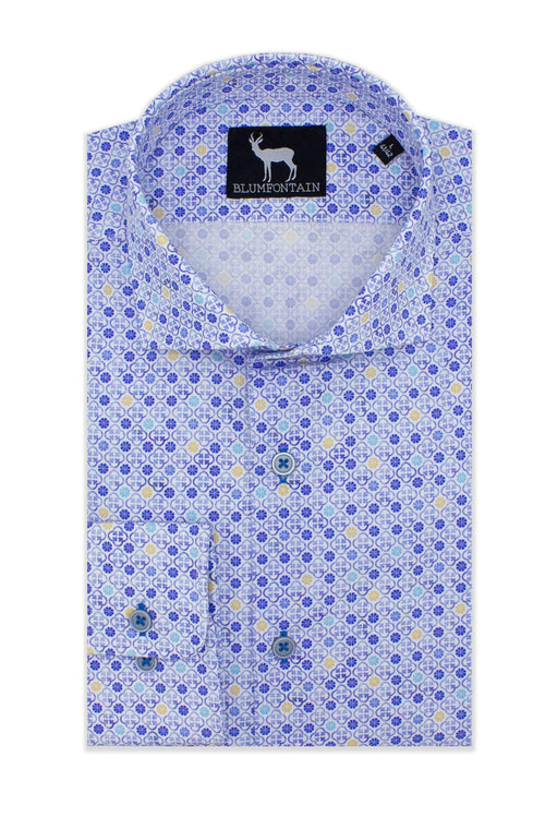 Blumfontain print wit-blauw gestreepte overhemd met moderne patroon en kleurcontrast.