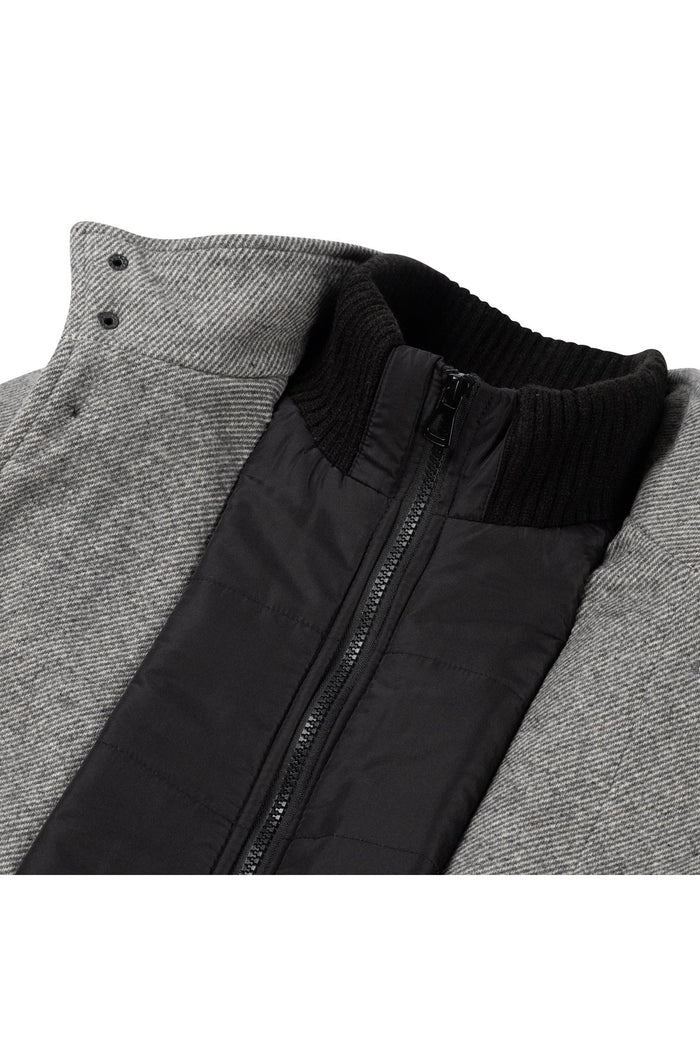 Coat stand-up collar grijs, grijze jas met opstaande kraag en afneembare voering, visgraatpatroon.