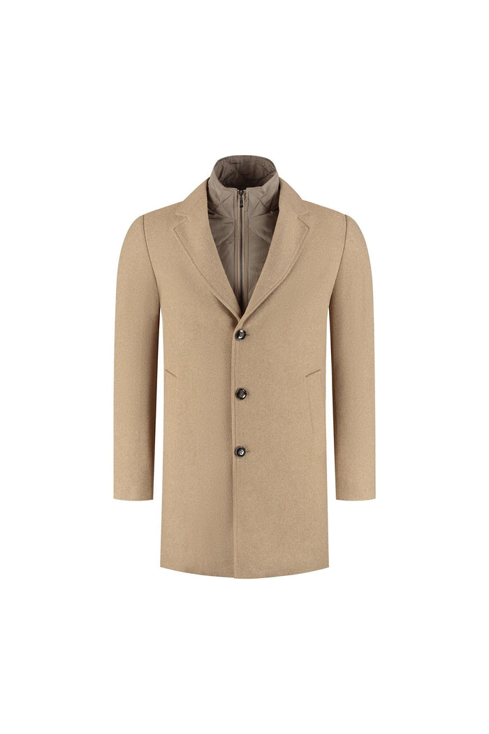 Coat windvanger camel, camel-colored overcoat with modern silhouette and integrated windbreaker features.