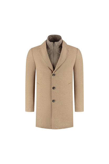Coat windvanger camel, camel-colored overcoat with modern silhouette and integrated windbreaker features.