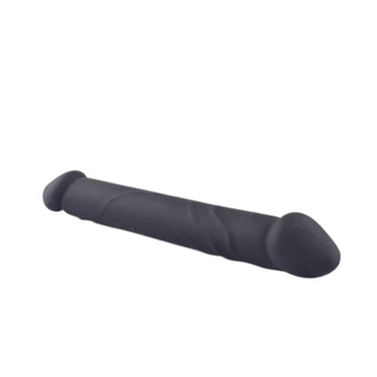 Dildo cu două capete TOYZ4LOVERS Double Joy, din silicon hipoalergenic, lungime 23 cm, diametru 3 cm, negru