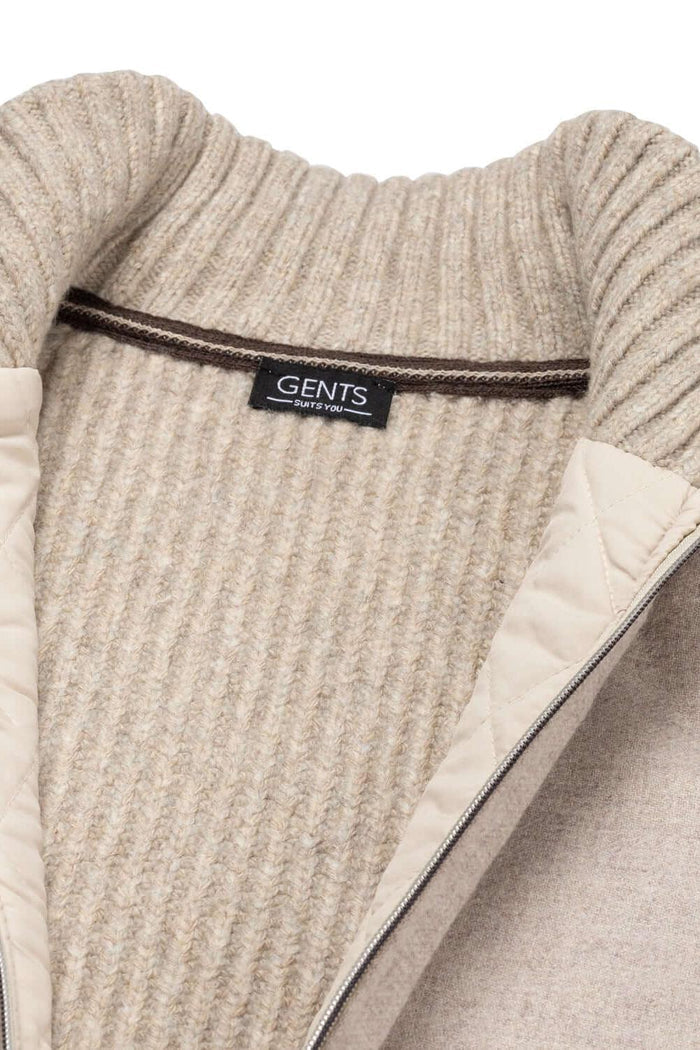 Full-zip cardigan zandbeige with standing rib collar and smooth front view.