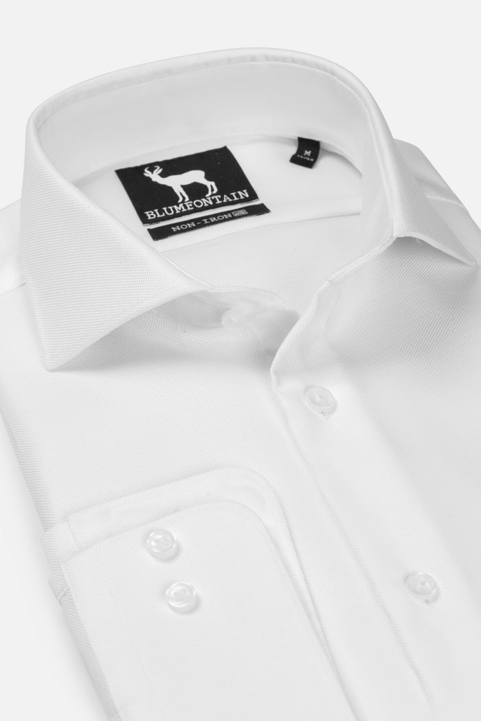 GENTS Blumfontain NOS structuur wit, non-iron cotton dress shirt in white, modern-fit, featuring structured fabric.