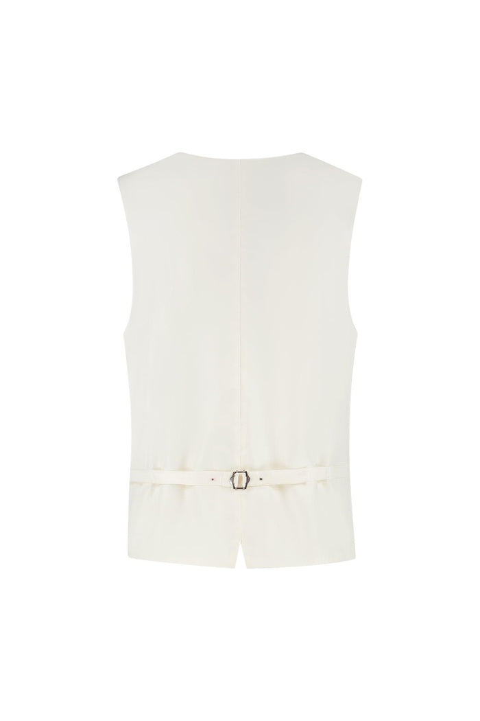 Gilet paisley champagnebeige, champagnebeige gilet with button details and adjustable back.