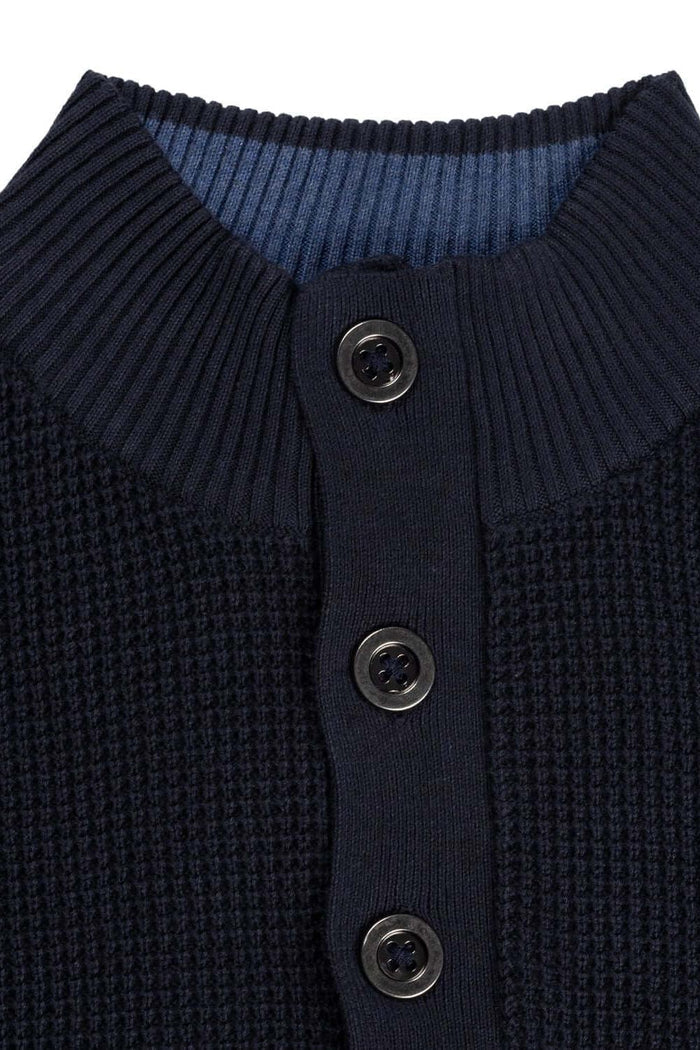 Half zip-knopen structuur navy trui met knoopsluiting en opstaande kraag in donkerblauw.