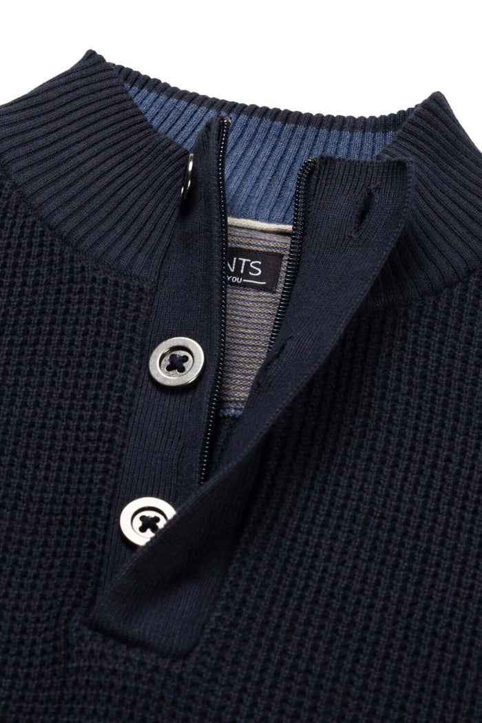 Half zip-knopen structuur navy trui met knoopsluiting en opstaande kraag in donkerblauw.