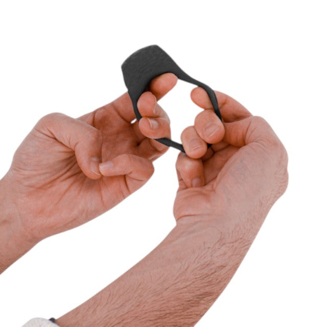 Inel vibrator pentru penis INTENSE Clover, control prin telecomandă, 10 funcții de vibrație, rezistent la apă, negru