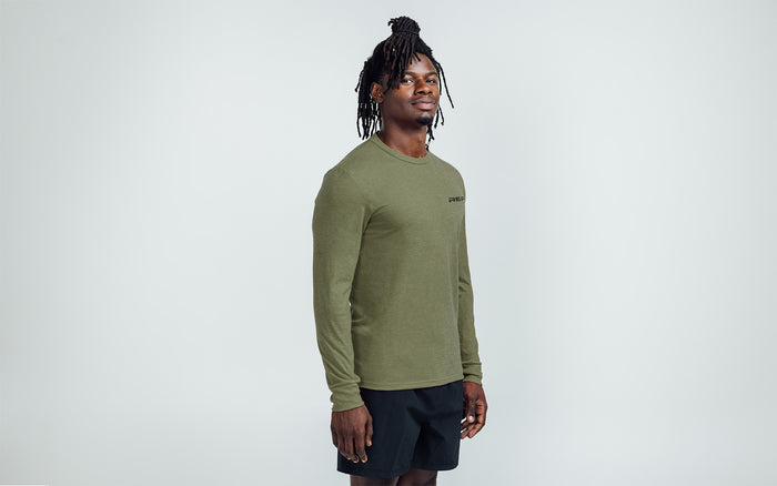 The REP Fitness Men's REP® Long-Sleeve Tri-Blend Crew T-Shirt in Heather Olive/Black on body