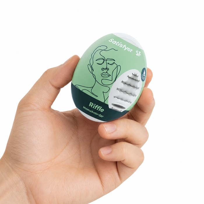 Ou masturbator SATISFYER Riffle Egg, de unică folosință, interior texturat, material flexibil TPE (verde)
