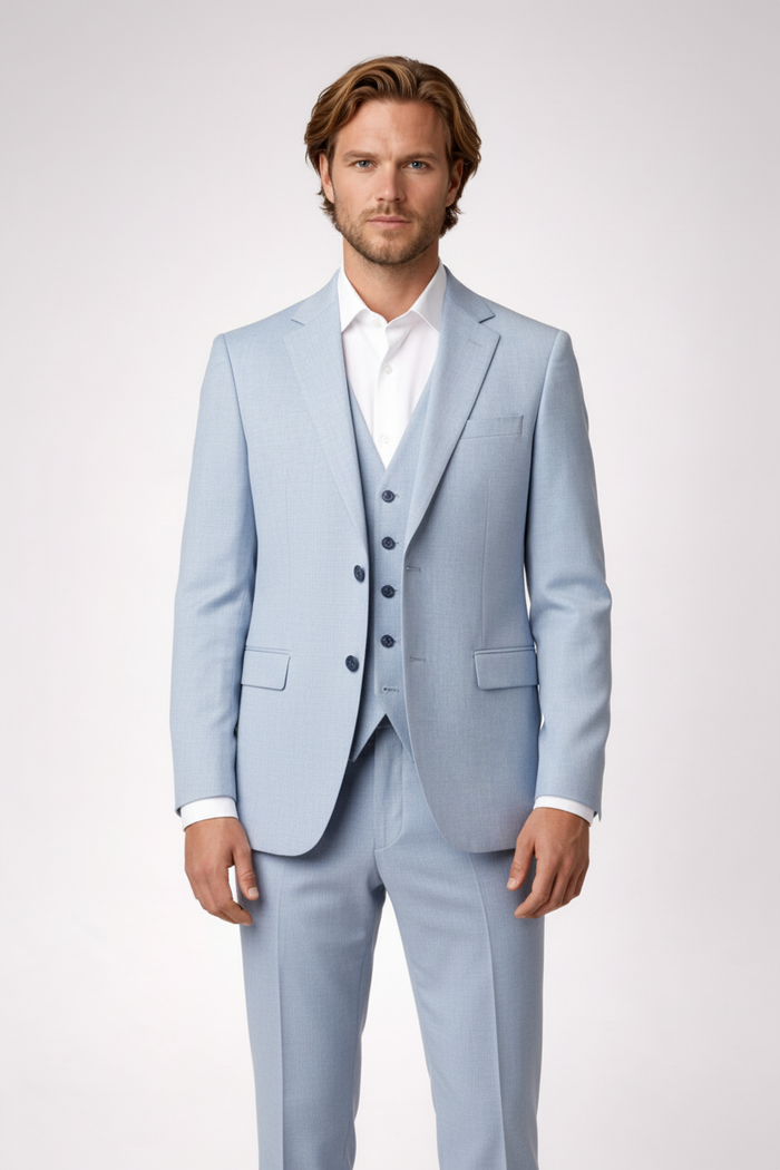 Pak lichtblauw 3-delig: lichtblauw zakelijk outfit met moderne snit, perfect voor formele evenementen.