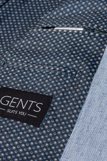 Pak linnenblend duifblauw met stijlvolle binnenvoering en verfijnde afwerking.