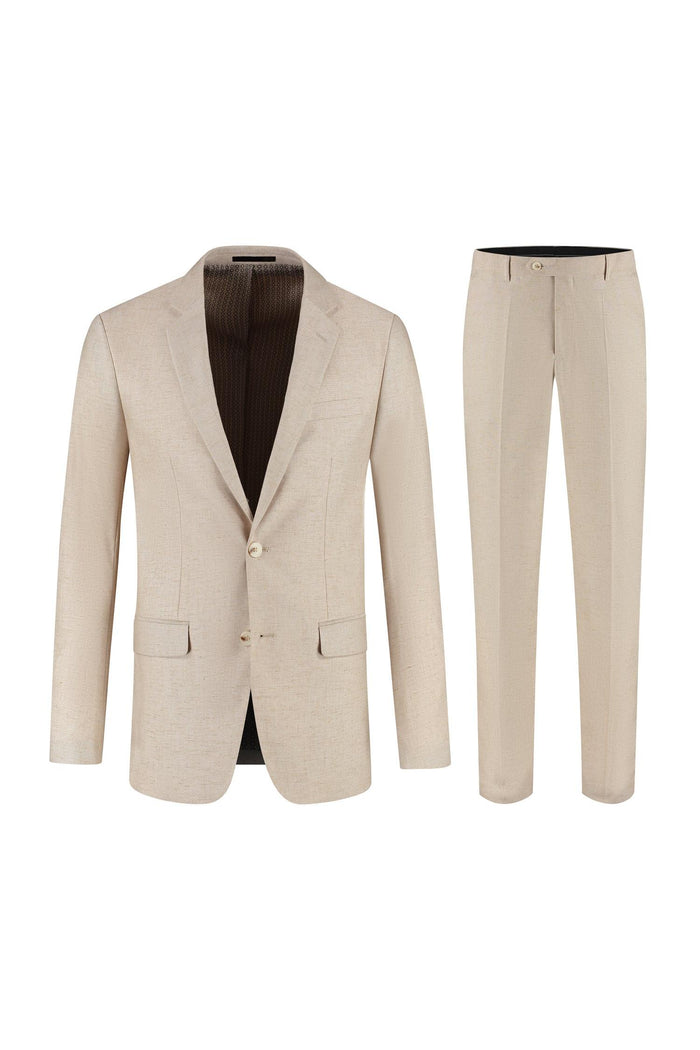 Pak linnenblend strandzand: beige linnenblend pak met nette kraag en knoopsluiting, ademend en comfortabel.
