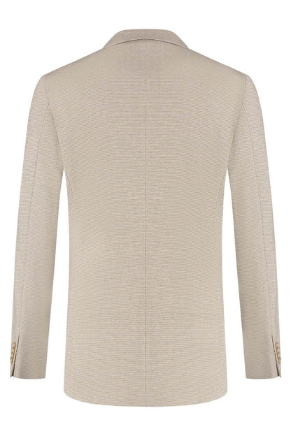 A beige pepita tweedpak jacket showcasing a modern fit with a wrinkle-resistant design.