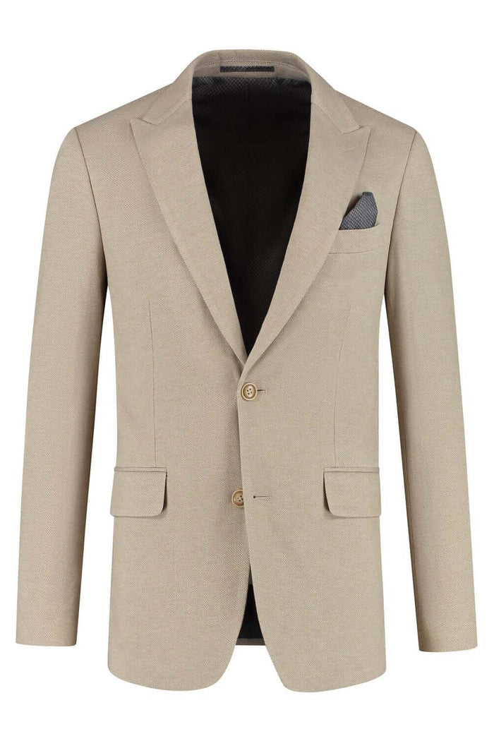 Pak stretch dune beige blazer in elegant dune beige with neat finishing and pocket square.