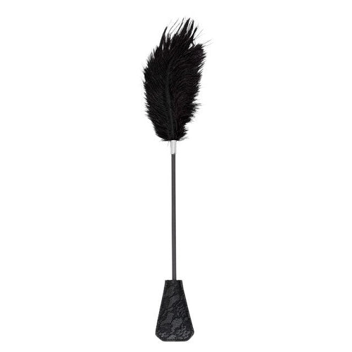 Paletă cu puf de gâdilat B-SERIES Fetish Feather Crop, pentru jocuri erotice BDSM, design cu dantelă, culoare negru