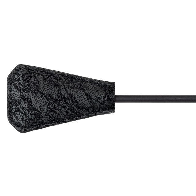 Paletă cu puf de gâdilat B-SERIES Fetish Feather Crop, pentru jocuri erotice BDSM, design cu dantelă, culoare negru