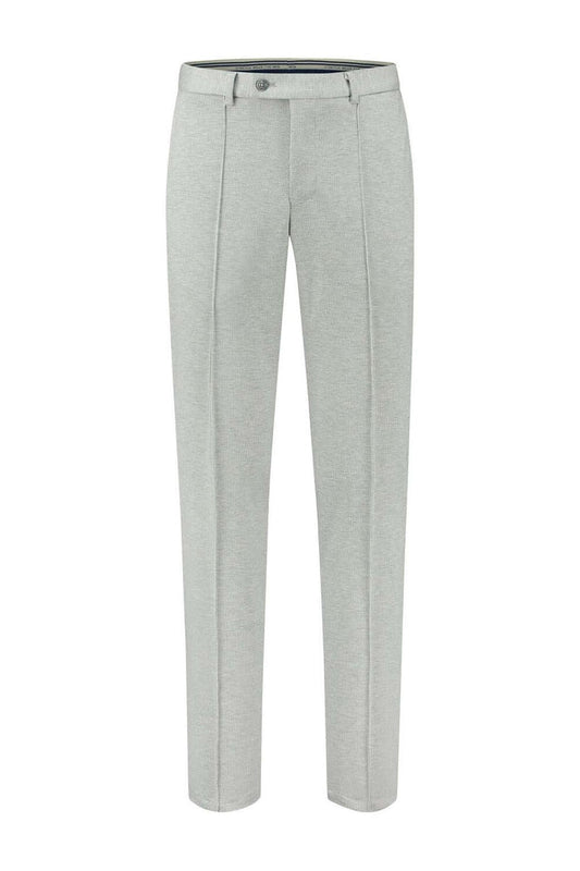 Pantalon jersey grijs. Grijze broek met strakke plooien en nette afwerking.