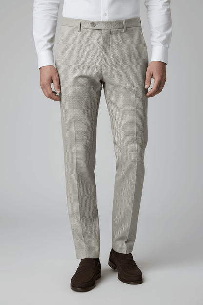 Pantalon pied-de-poule beige met unieke structuur, stijlvolle pasvorm en hoge kwaliteit.