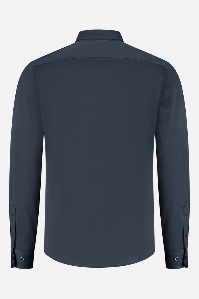Back view of Pique structure stretch navy shirt featuring a classic collar and buttoned cuffs.
