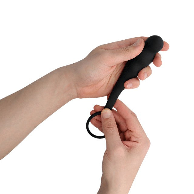Plug anal cu inel pentru penis ADDICTED TOYS Anal Plug with Ring Model 4, diametre 2.7 - 3.2 cm, din silicon, negru