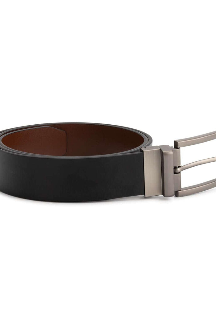 Reversible riem leder zwart/bruin, dubbelzijdige lederen riem met draaibare gesp in zwart en bruin.