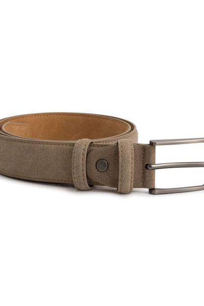 Riem suede beige - beige suède riem met robuuste gesp en zachte textuur.