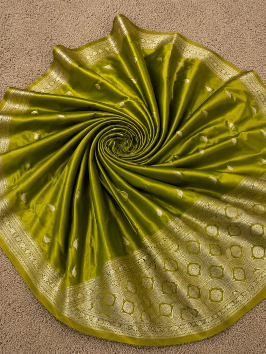 Indiehaat | Green Mashru Katan Silk Saree | Brocade