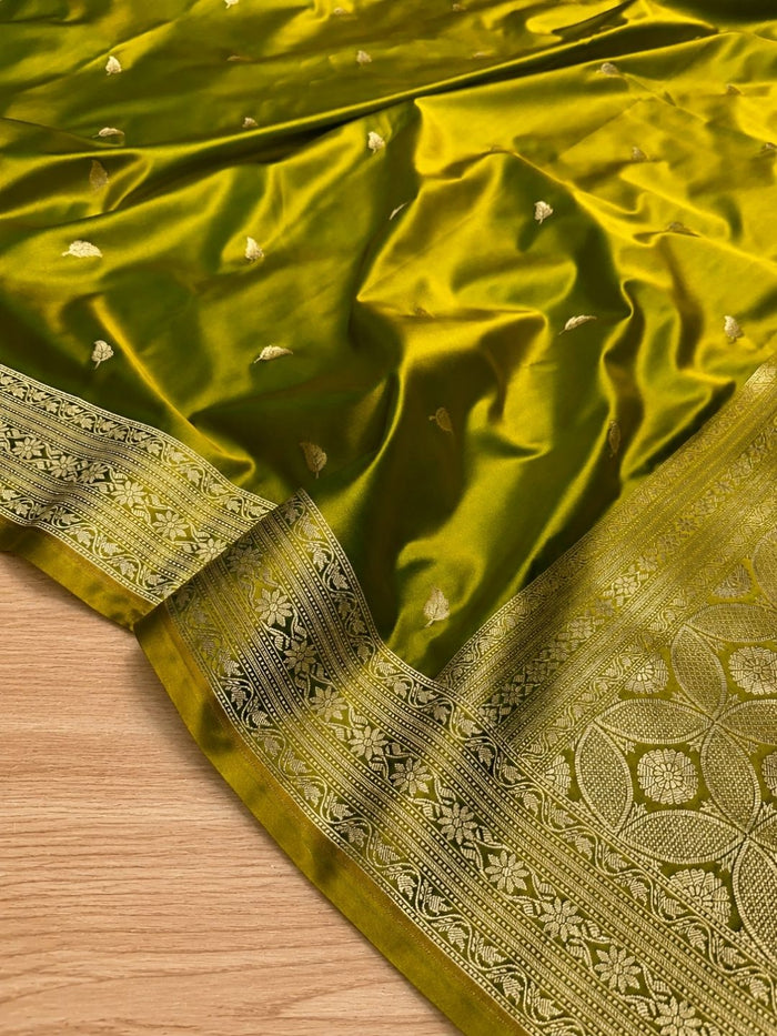 Indiehaat | Green Mashru Katan Silk Saree | Brocade