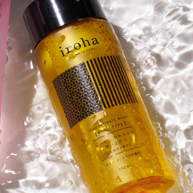 Spumă de curățare intimă IROHA Sweet Citrus, PH echilibrat, ingrediente hidratante, aromă de citrice dulci, 150 ml