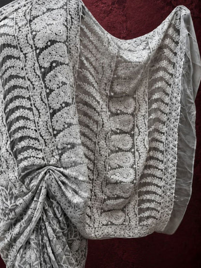 Indiehaat | Gray Georgette Chikankari Saree | Lucknowi