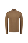 Turtle neck camel