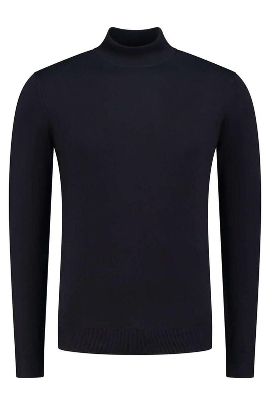 Navy slim-fit turtleneck offering zacht draagcomfort; ideal for versatile styling. Turtle neck navy.